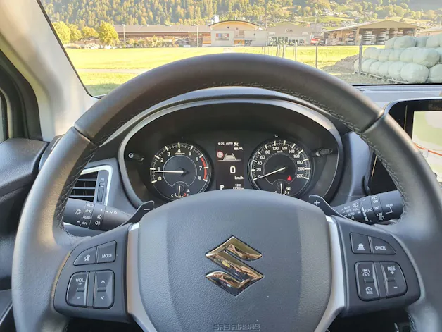 Suzuki S-Cross 1.4 T Compact+ Hybrid AllGrip