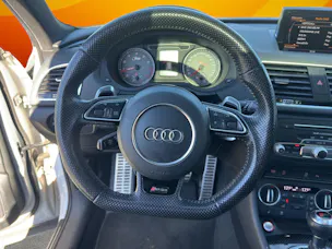 AUDI RS Q3 2.5 TFSI performance quattro S-tronic