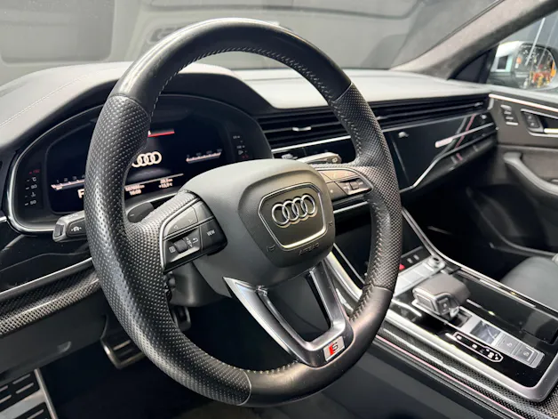 AUDI SQ8 50 TDI quattro tiptronic
