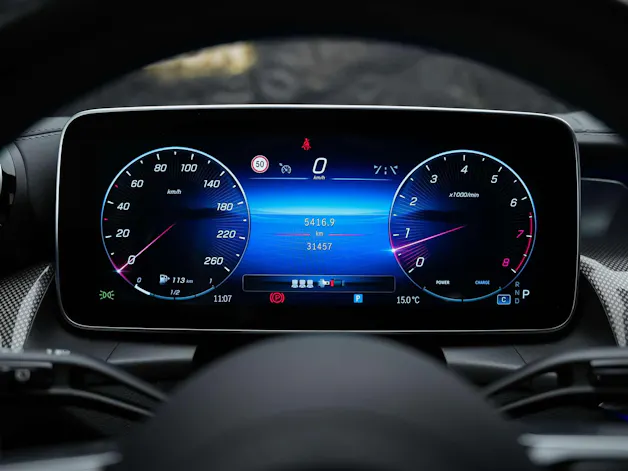 MERCEDES-BENZ GLC 300 4Matic AMG Line 9G-Tronic
