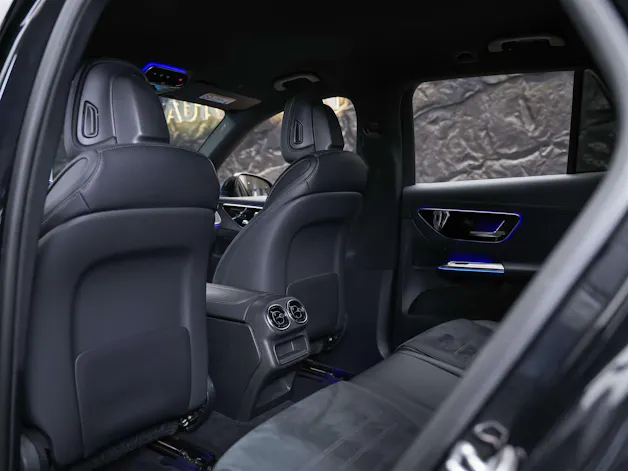 MERCEDES-BENZ GLC 300 4Matic AMG Line 9G-Tronic