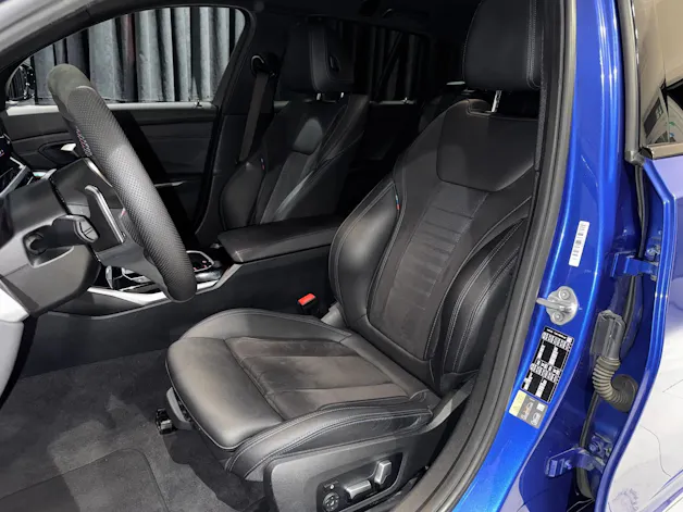 BMW 330e xDrive Steptronic M Sport
