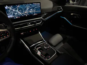BMW 330e xDrive Steptronic M Sport