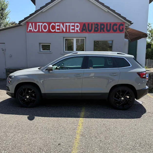 SKODA Karoq 2.0 TDI CR Style 4x4 DSG *ALCANTARA-SITZE - PANORAMA-DACH - ANHÄGERKUPPLUNG*