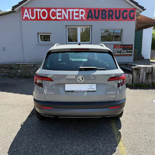 SKODA Karoq 2.0 TDI CR Style 4x4 DSG *ALCANTARA-SITZE - PANORAMA-DACH - ANHÄGERKUPPLUNG*
