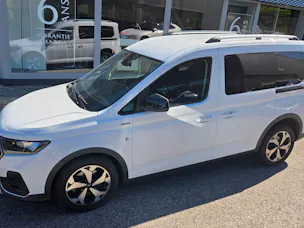FORD Tourneo Connect 2.0 EcoBlue Active