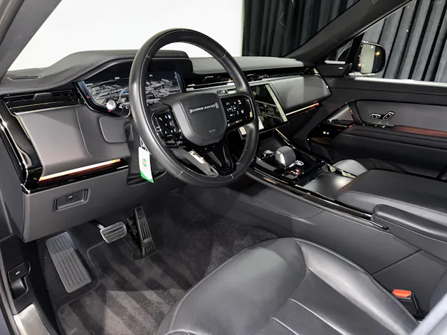 Land Rover Range Rover D300 3.0D I6 MHEV SE Automatic | Werksgarantie | CH |