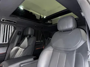 Land Rover Range Rover D300 3.0D I6 MHEV SE Automatic | Werksgarantie | CH |