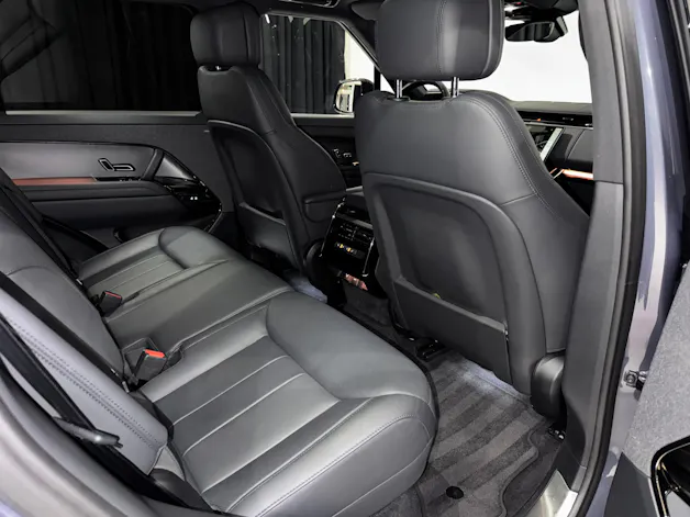 Land Rover Range Rover D300 3.0D I6 MHEV SE Automatic | Werksgarantie | CH |
