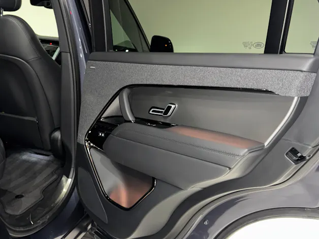Land Rover Range Rover D300 3.0D I6 MHEV SE Automatic | Werksgarantie | CH |