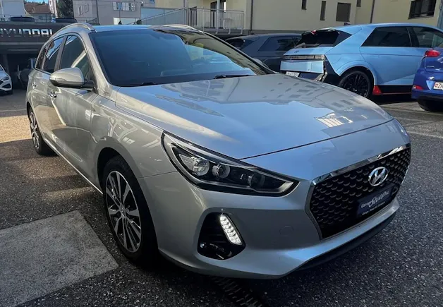 HYUNDAI i30 Wagon 1.4 T-GDi Launch