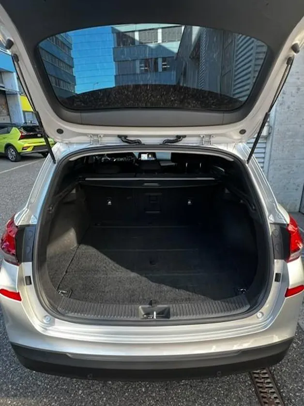 HYUNDAI i30 Wagon 1.4 T-GDi Launch