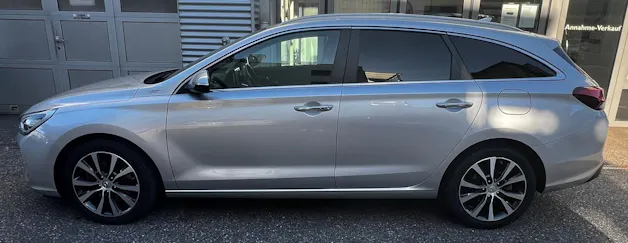 HYUNDAI i30 Wagon 1.4 T-GDi Launch