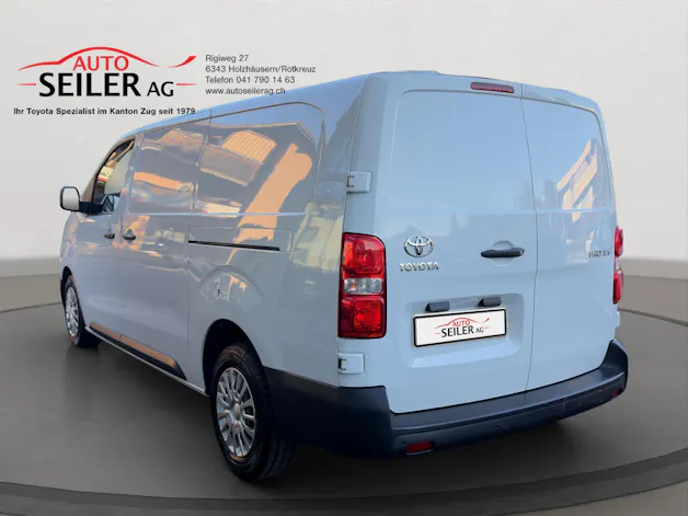 Toyota Proace 2.0D Combi Long
