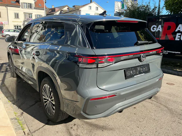 VW Tayron 2.0 TSI 204 PS 4MOTION LIFE *** ANHÄNGEKUPPLUNG & 7-SITZER ***