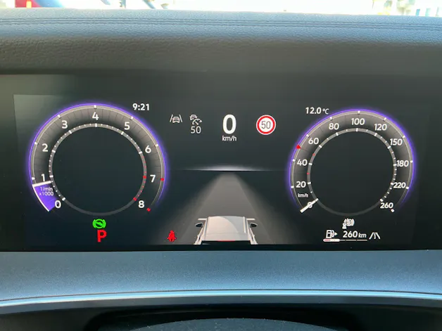 VW Tayron 2.0 TSI 204 PS 4MOTION LIFE *** ANHÄNGEKUPPLUNG & 7-SITZER ***