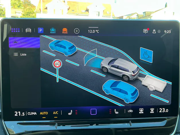 VW Tayron 2.0 TSI 204 PS 4MOTION LIFE *** ANHÄNGEKUPPLUNG & 7-SITZER ***