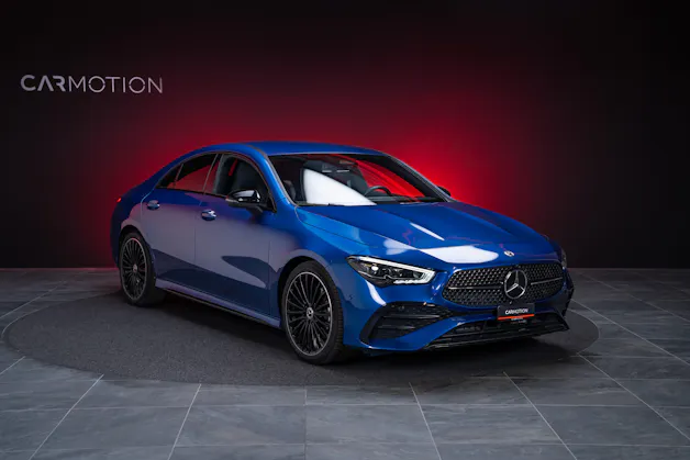 MERCEDES-BENZ CLA 200 AMG Line / Rückfahrkamera / Ambientebeleuchtung / Sitzheizung