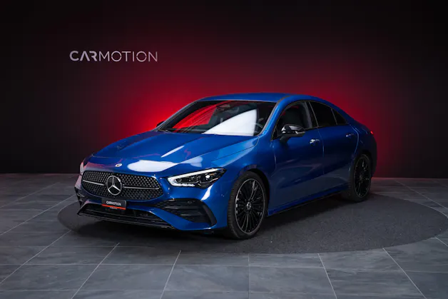 MERCEDES-BENZ CLA 200 AMG Line / Rückfahrkamera / Ambientebeleuchtung / Sitzheizung