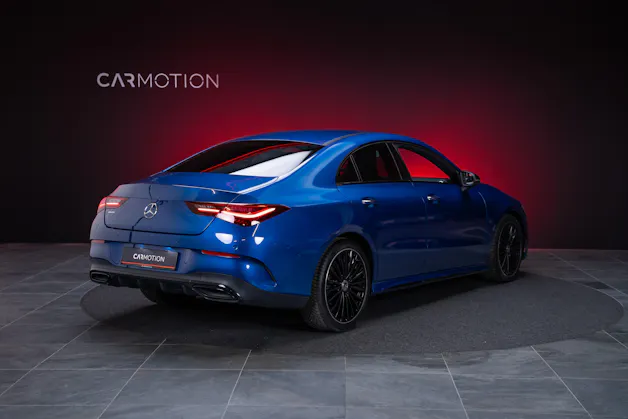 MERCEDES-BENZ CLA 200 AMG Line / Rückfahrkamera / Ambientebeleuchtung / Sitzheizung