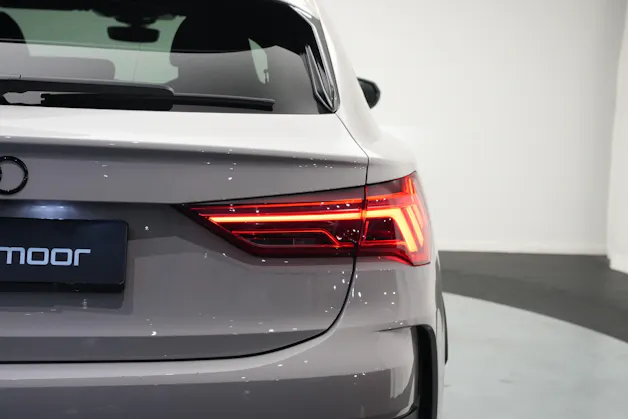 AUDI RS Q3 Sportback quattro S tronic *CH-Fahrzeug* *Sonos* *Sportfahrwerk Plus*