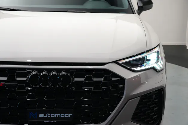 AUDI RS Q3 Sportback quattro S tronic *CH-Fahrzeug* *Sonos* *Sportfahrwerk Plus*