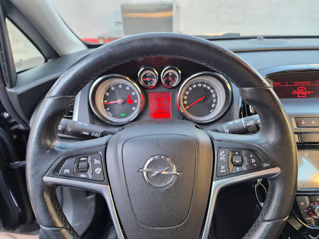 OPEL Astra SportsTourer 1.6i 16V