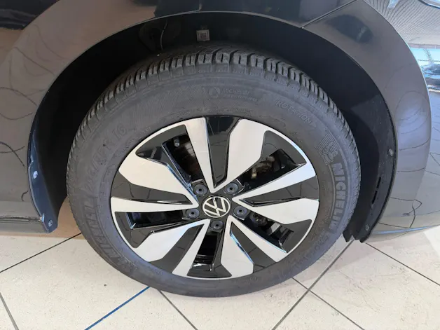 VW Golf 1.5 e TSI mHEV Life DSG