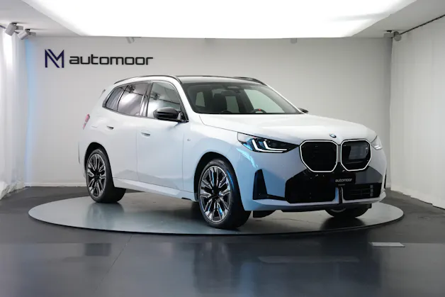 BMW X3 xDrive M50 48V M Sport Pro *AHK* *Head-Up* *Panorama* *Iconic Glow*