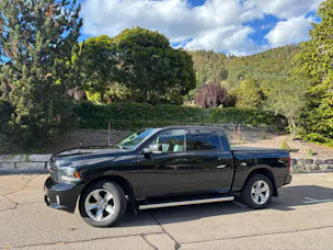 DODGE RAM HEMI 1500 V8