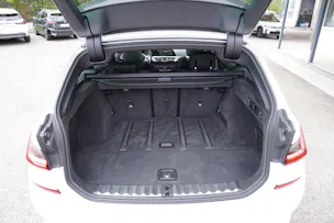 BMW 320d xDrive 48V Touring M Sport Steptronic