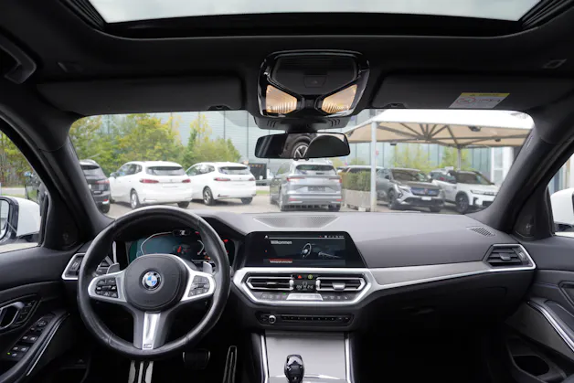 BMW 320d xDrive 48V Touring M Sport Steptronic