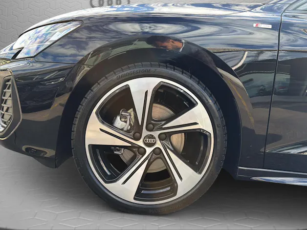 AUDI A3 Sportback TFSI 150 kW quattro S line S tronic