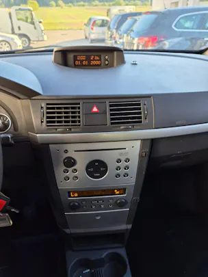 OPEL Meriva 1.8i 16V Enjoy