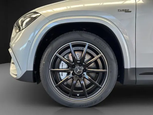 MERCEDES-BENZ GLA AMG 35 4Matic 8G-DCT