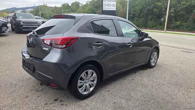 MAZDA 2 SKYACTIV-G 90 Ambition Plus