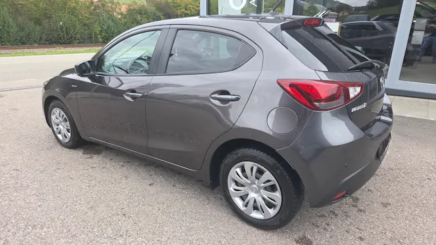 MAZDA 2 SKYACTIV-G 90 Ambition Plus