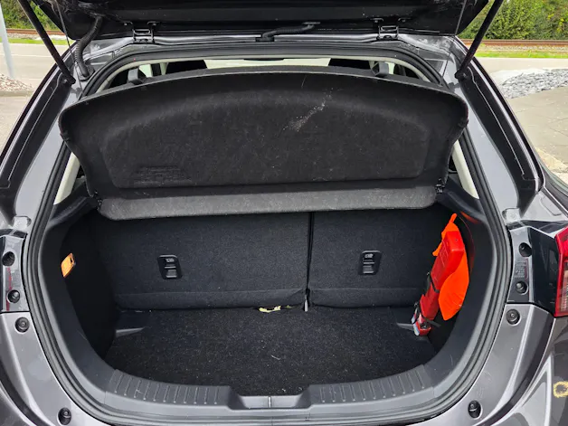 MAZDA 2 SKYACTIV-G 90 Ambition Plus