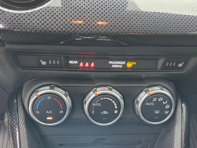 MAZDA 2 SKYACTIV-G 90 Ambition Plus