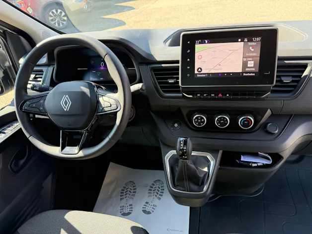 RENAULT Trafic 2.0 Blue dCi 150 Advance L1H1EDC EN