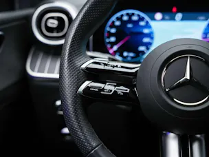 MERCEDES-BENZ GLC Coupé 220 d AMG Line 4Matic 9G-Tronic *Werksgarantie*21" Felgen*Digital Light*