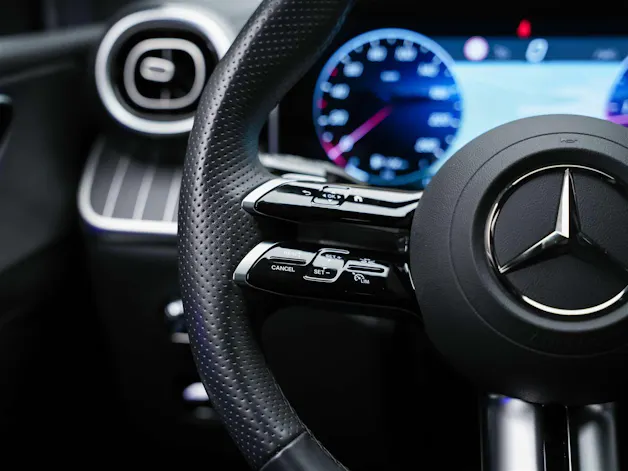 MERCEDES-BENZ GLC Coupé 220 d AMG Line 4Matic 9G-Tronic *Werksgarantie*21" Felgen*Digital Light*