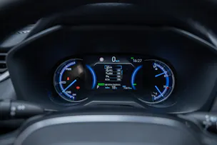 Toyota RAV-4 2.5 HEV Premium / CH-Fahrzeug / Panorama-Glasdach / 360°Kamera /