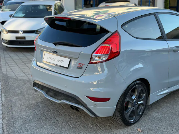 FORD Fiesta 1.6 SCTi ST 200