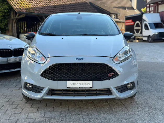FORD Fiesta 1.6 SCTi ST 200