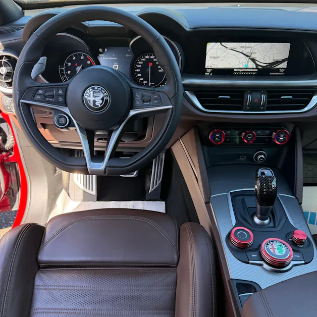 ALFA ROMEO Stelvio 2.0 Sport Q4 Automatic *PANORAMA-DACH - LEDER BRAUN - ROT MET - ANHÄNGERKUPPLUNG*