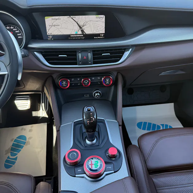 ALFA ROMEO Stelvio 2.0 Sport Q4 Automatic *PANORAMA-DACH - LEDER BRAUN - ROT MET - ANHÄNGERKUPPLUNG*