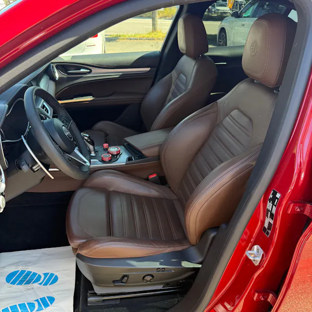 ALFA ROMEO Stelvio 2.0 Sport Q4 Automatic *PANORAMA-DACH - LEDER BRAUN - ROT MET - ANHÄNGERKUPPLUNG*