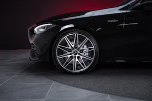 MERCEDES-BENZ C 43 AMG Executive Edition 4matic / 360°Kamera / HeadUp / Burmester