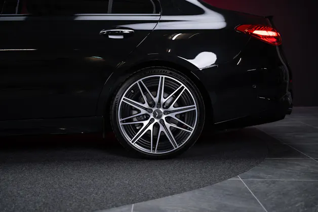 MERCEDES-BENZ C 43 AMG Executive Edition 4matic / 360°Kamera / HeadUp / Burmester
